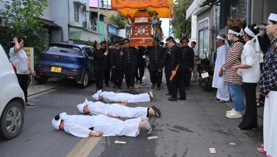 NGHI THỨC BÁO HIẾU – ĐẠO LÝ NGÀN ĐỜI